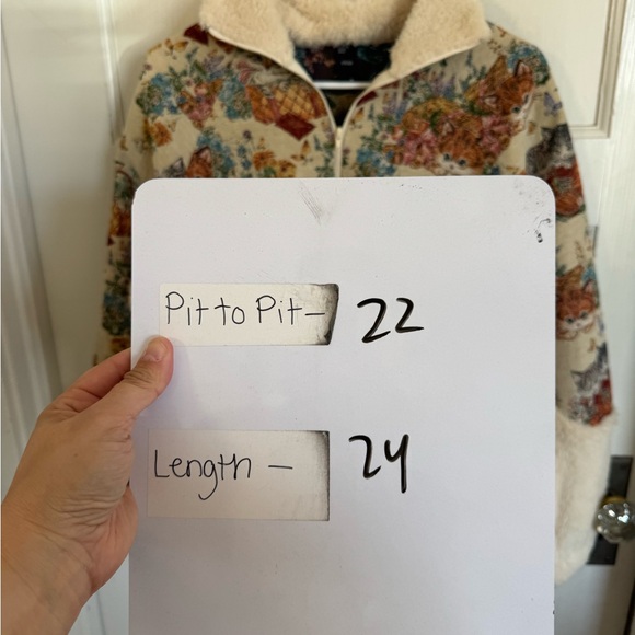 Cider Kitten Tapestry print fleece pullover size medium - Picture 8 of 8